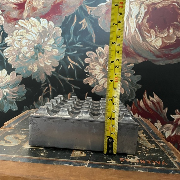 ❌SOLD❌ VTG Swedish MCM Aluminum Ultima Ashtray - Picture 8 of 17